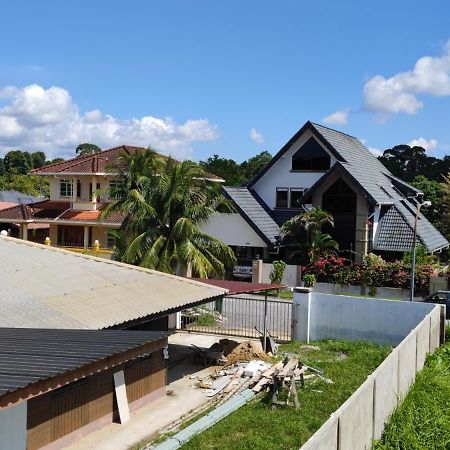The Secret Sanctuary Boutique Cottage Kuching Extérieur photo