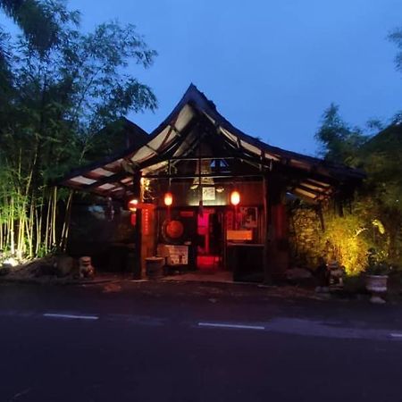 The Secret Sanctuary Boutique Cottage Kuching Extérieur photo