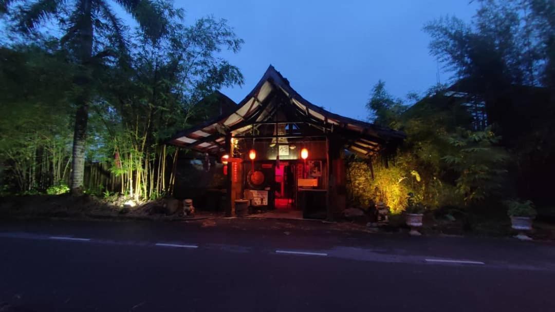 The Secret Sanctuary Boutique Cottage Kuching Extérieur photo